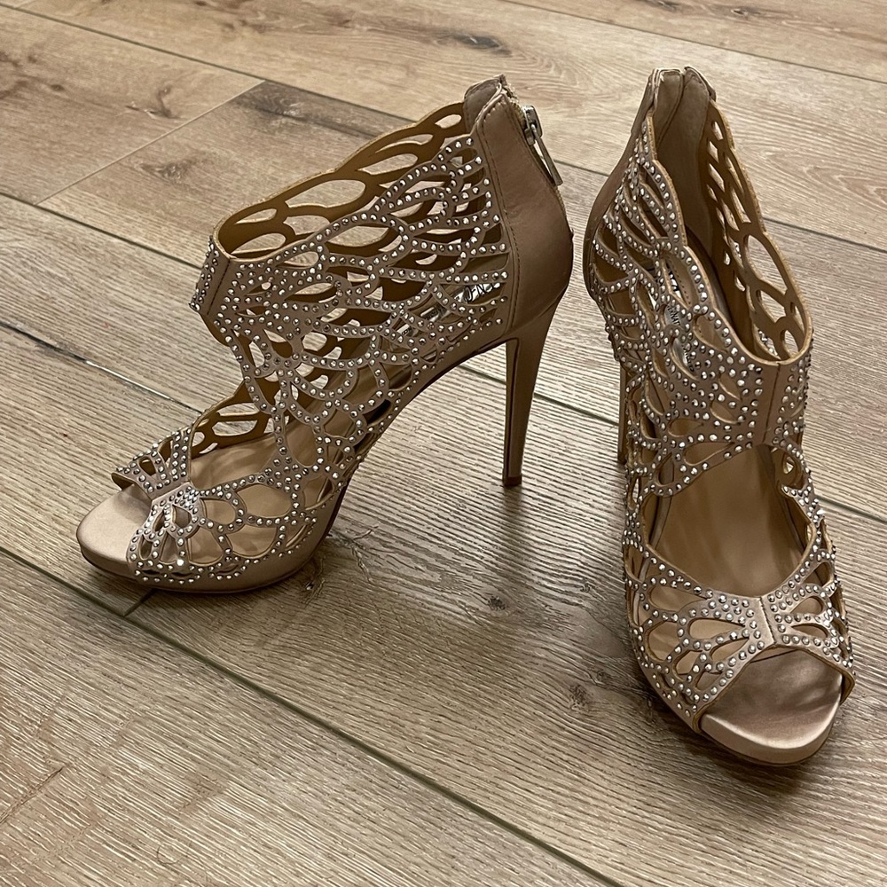 INC International Concepts Heels